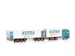 KOTRA LOGISTICS; SCANIA R NORMAL CR20N 6X2 TAGAXEL RIGAD LASTBIL DRAGSTÅNG VÄGTRÅG – 8 AXLAR