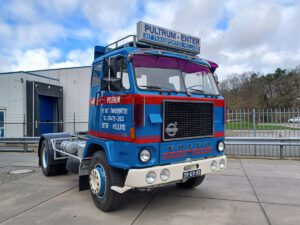 PULTRUM RIJSSEN BV; VOLVO F88 4X2