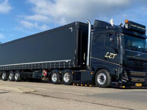 Langerak Zegveld Transport; VOLVO FH5 SLEEPER CAB 6X2 TAG AXLE CURTAINSIDE TRAILER – 3 AXLE