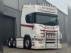 Van Merode Transport; SCANIA R HIGHLINE CR20H 6X2 TWIN STEER