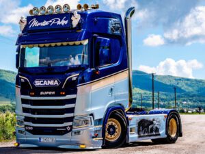 Pakos; SCANIA S HIGHLINE CS20H 4X2