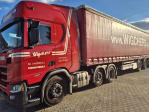 Wigchers; SCANIA R HIGHLINE CR20H 6X2 TWIN STEER TRIDEC CURTAINSIDE TRAILER – 3 AXLE