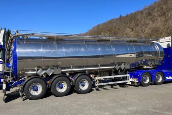 Mydland; SCANIA S HIGHLINE CS20H 6X4 TANK TRAILER - 3 AXLE - Bild 3