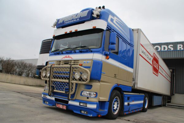 Speedline; DAF XF95 SUPER SPACE CAB 4X2 - Bild 3