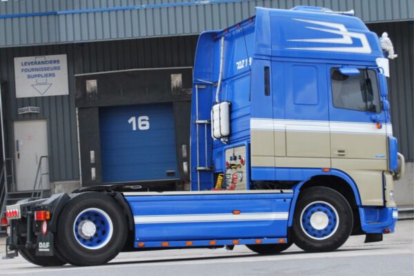 Speedline; DAF XF95 SUPER SPACE CAB 4X2 - Bild 4