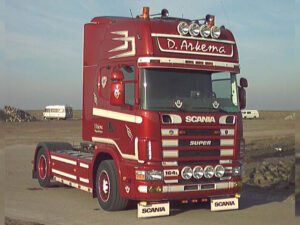 D. Arkema; SCANIA 4-SERIEN TOPLINE 4X2