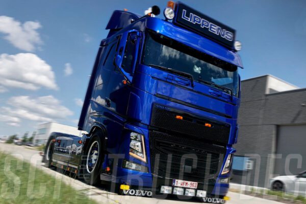 Lippens; VOLVO FH4 SLEEPER CAB 4X2 - Bild 3