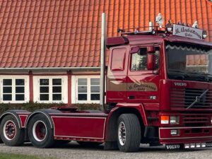 Michael Andreassen; VOLVO F12 6X2 TAGAXEL