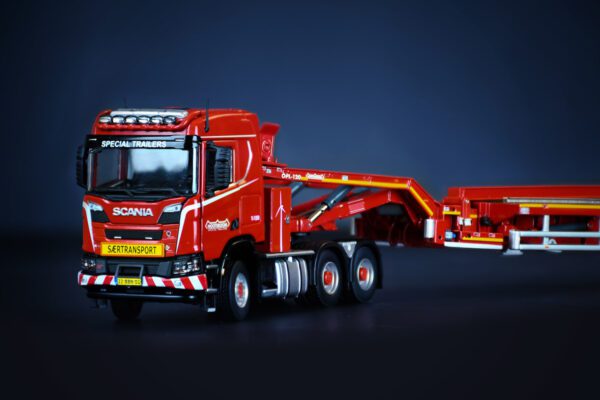 Super Wing Carriers REDLINE SERIES SWC Scania XT MR 6x4 - Bild 3