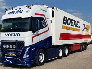 Ivan Mol Transport; VOLVO FH5 GLOBETROTTER XL 6X2 TAG AXLE REEFER TRAILER – 3 AXLE