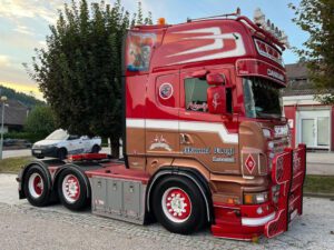 Manuel Rogl; SCANIA R6 TOPLINE 6X2 TWIN STEER