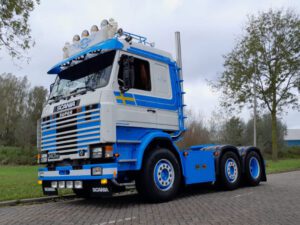 Van de Kamp & dochters; SCANIA 3 SERIES 6X2 TWIN STEER