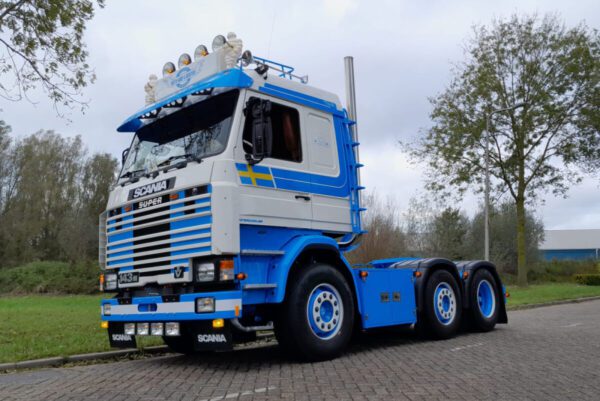 Van de Kamp & dochters; SCANIA 3 SERIES 6X2 TWIN STEER