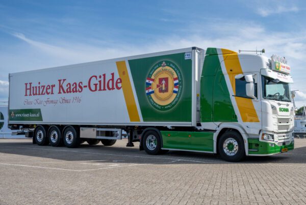 Visser Kaas; SCANIA R HIGHLINE CR20H 4X2 REEFER TRAILER - 3 AXLE