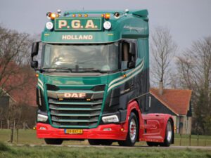 PGA Transport; DAF XG 4X2